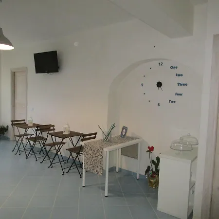 Playa Dei Turchi Couette-café 3*